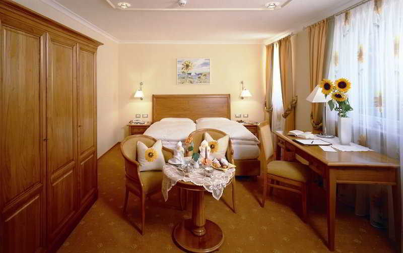 Hotel Aster ميرانو المظهر الخارجي الصورة