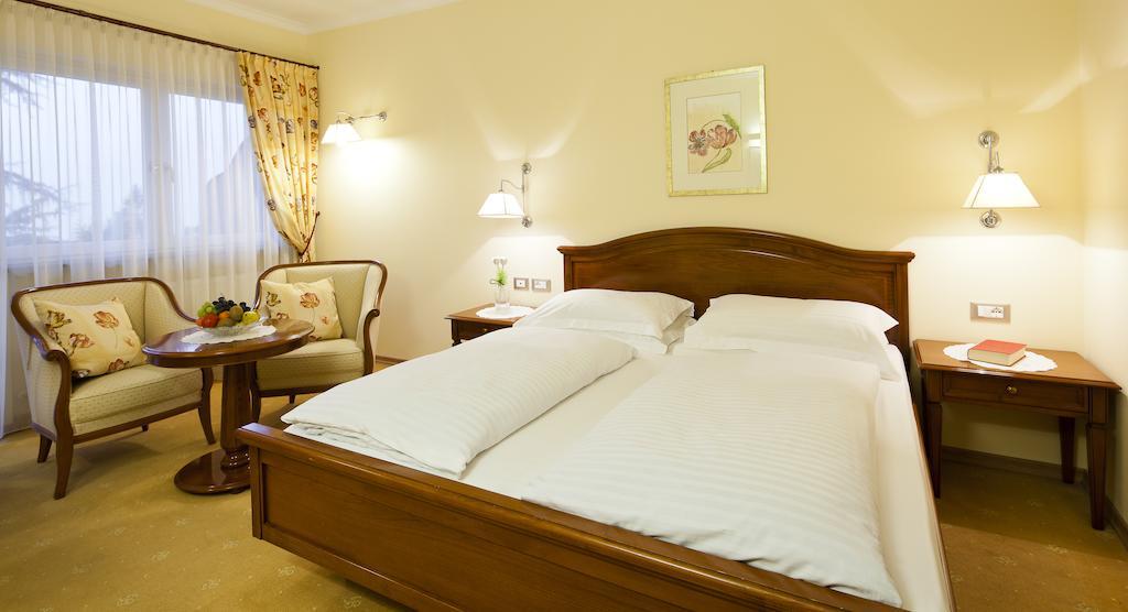 Hotel Aster ميرانو المظهر الخارجي الصورة