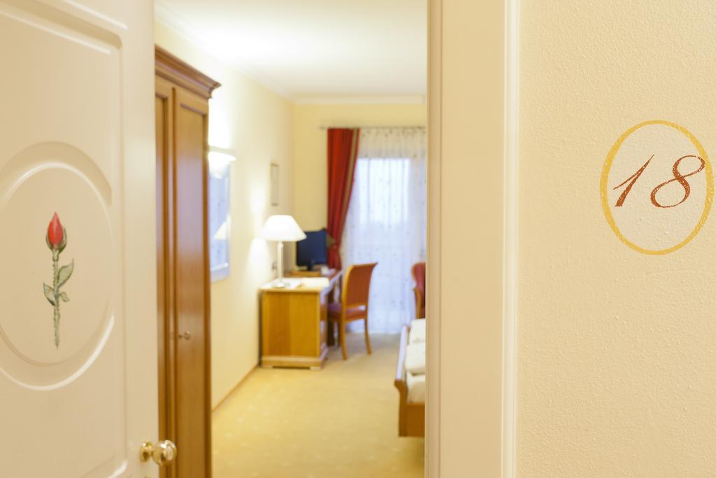 Hotel Aster ميرانو المظهر الخارجي الصورة