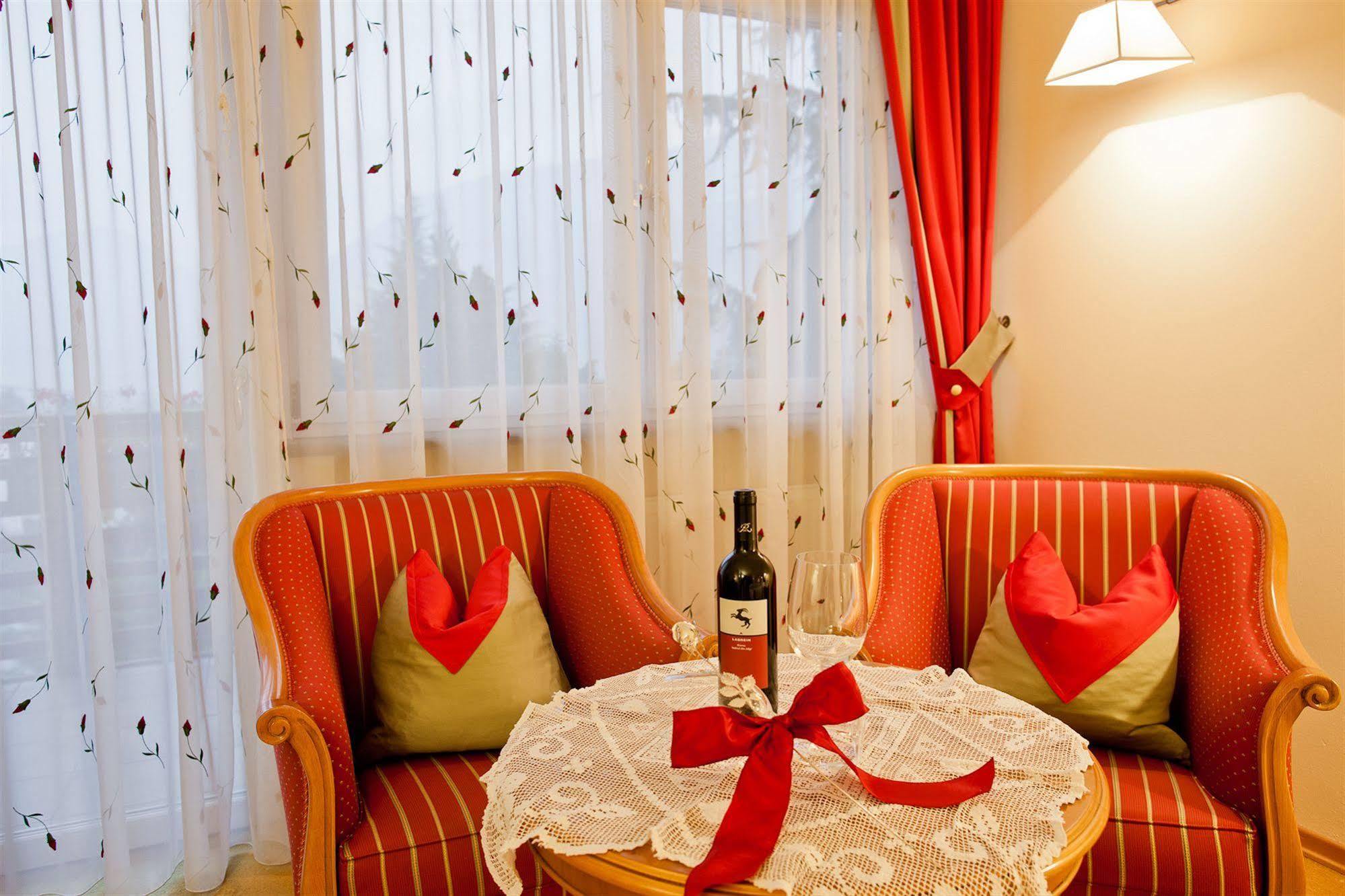 Hotel Aster ميرانو المظهر الخارجي الصورة
