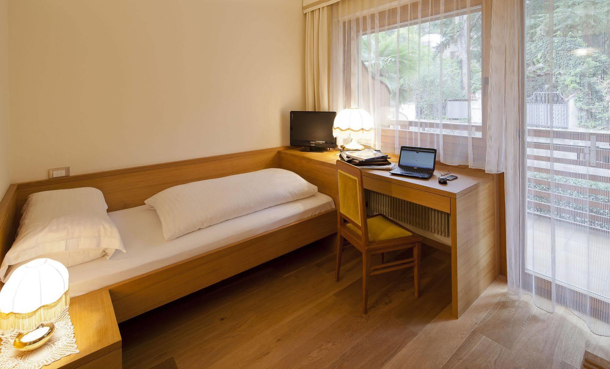Hotel Aster ميرانو المظهر الخارجي الصورة